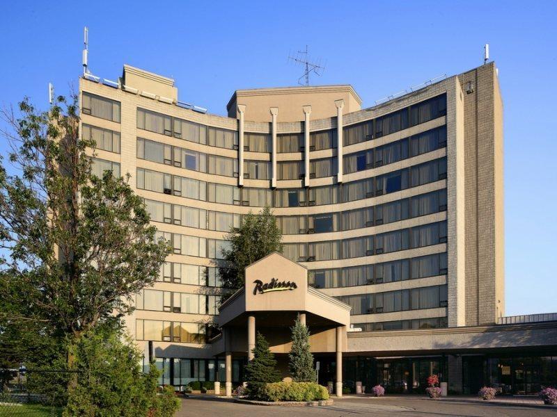 Radisson Hotel Toronto East Exterior photo